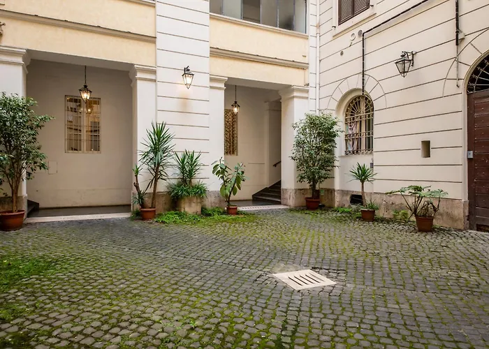 Romantica Laterano Apartment *